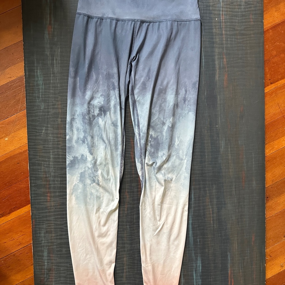Moon phases ombré leggings
